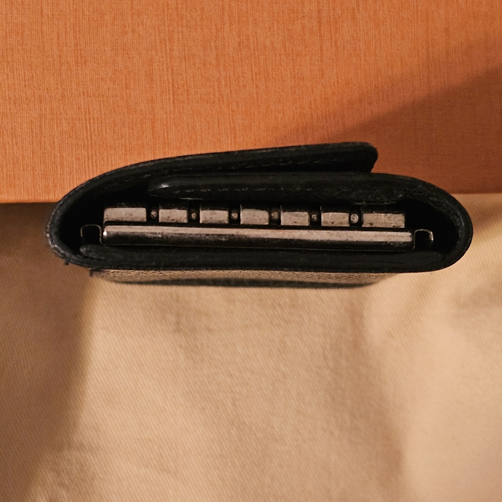 Louis Vuitton Black Damier Canvas 6 Key Holder - Picture 6 of 10